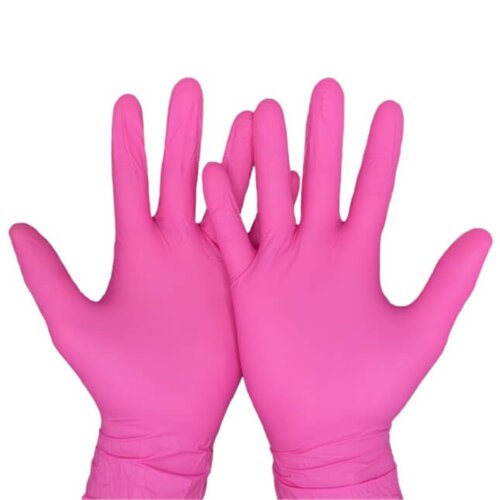 Zwei Hände tragen Aldena pinke Nitrilhandschuhe NPK34 für hygienischen und sicheren Schutz im professionellen Einsatz